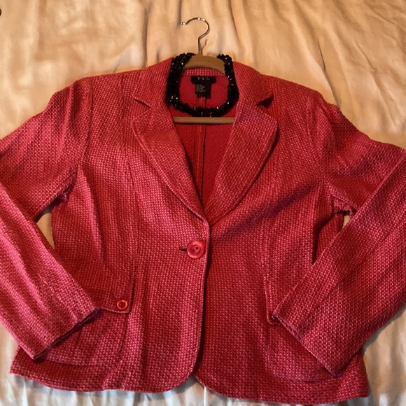 Cute deep pink/salmon jacket for work or after - Picture 3 of 5